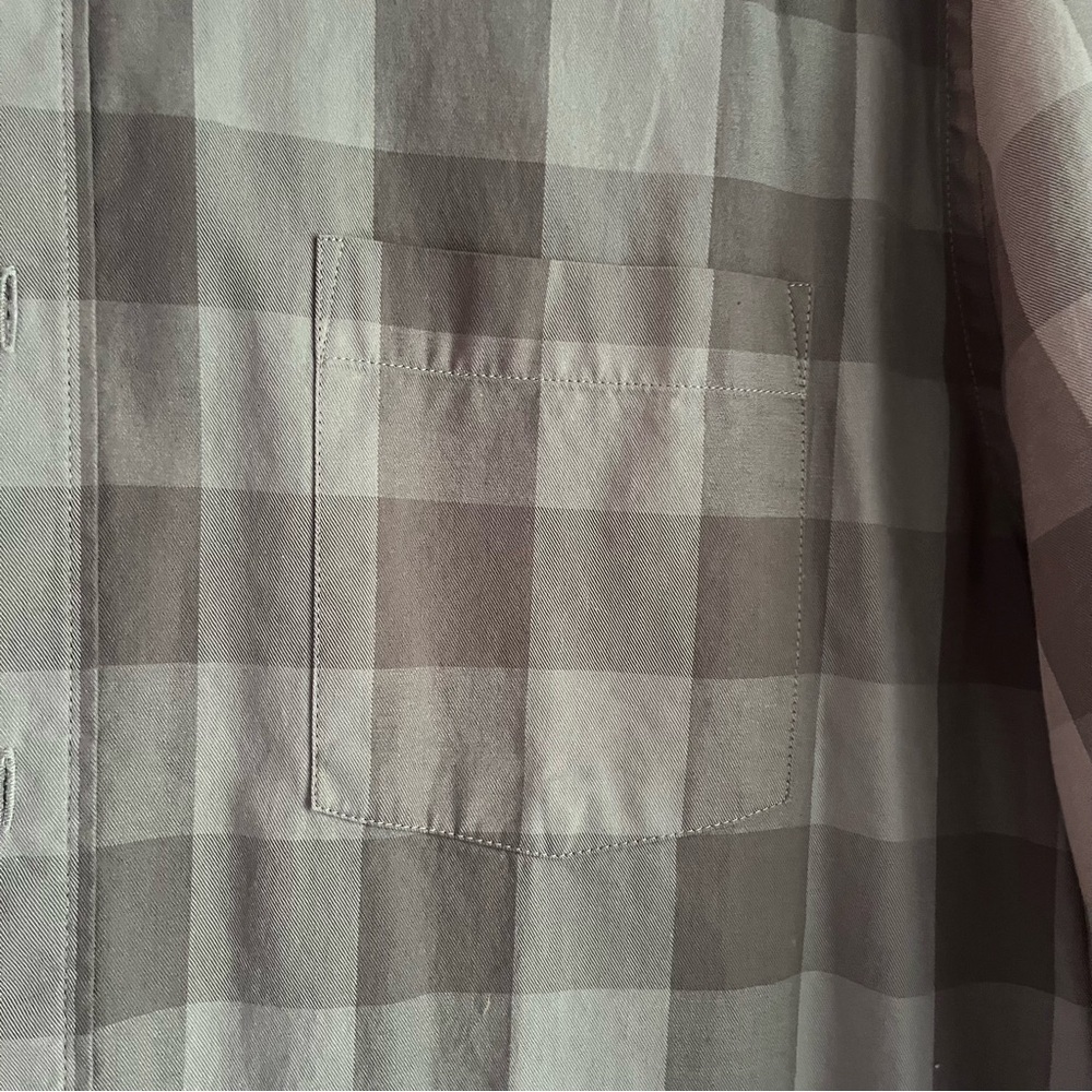 Men’s casual long sleeve collared shirt dark grey plaid button up - Picture 4 of 7